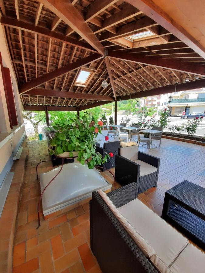 Hostellerie De La Roseraie Барботан-ле-Терм Экстерьер фото