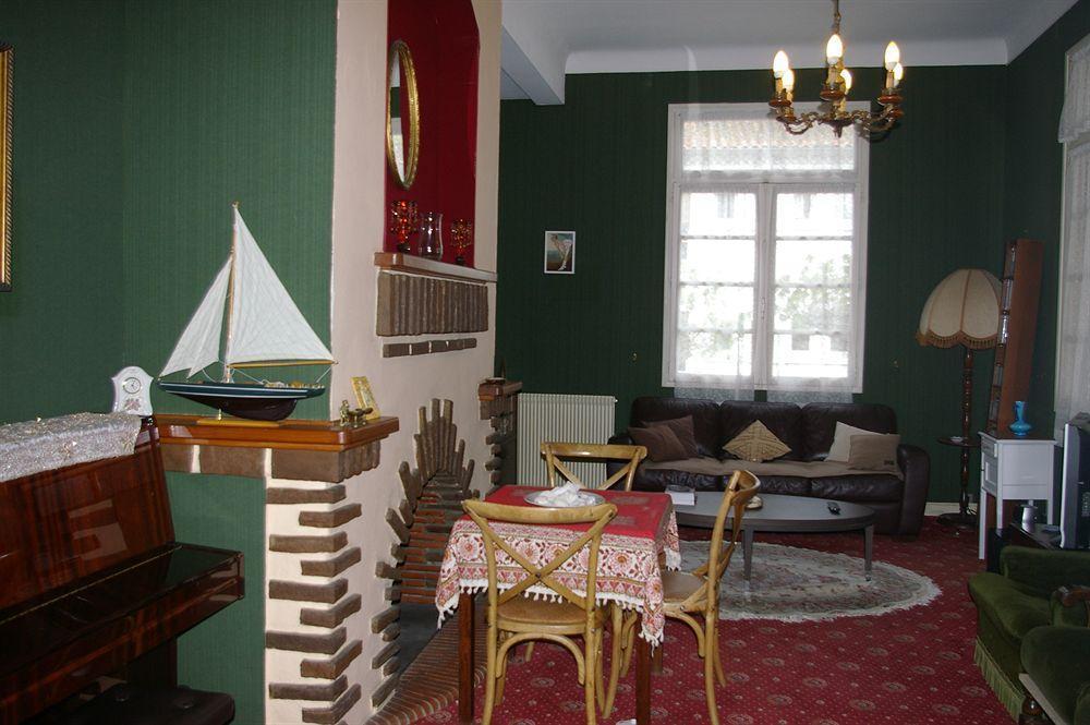 Hostellerie De La Roseraie Барботан-ле-Терм Экстерьер фото