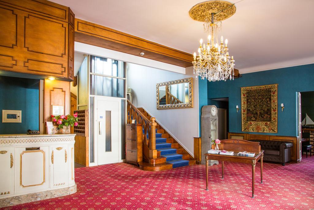 Hostellerie De La Roseraie Барботан-ле-Терм Экстерьер фото